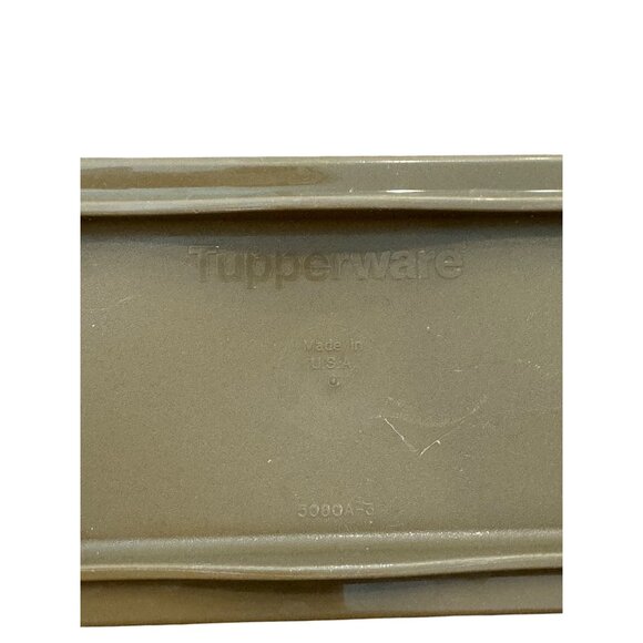 Vintage Tupperware Butter Keeper Tray Storage 7" Brown Base White Lid Durable US - Picture 2 of 5